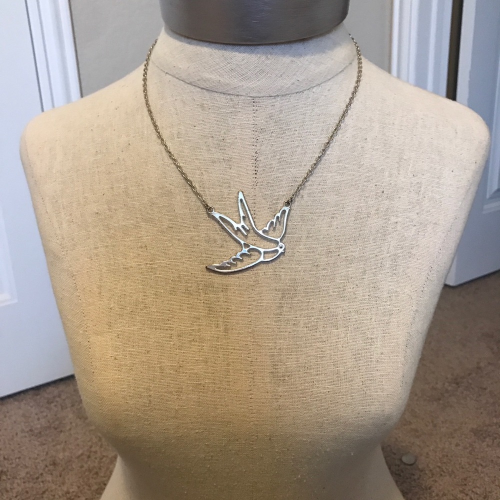 Necklace - Picture 2 of 7
